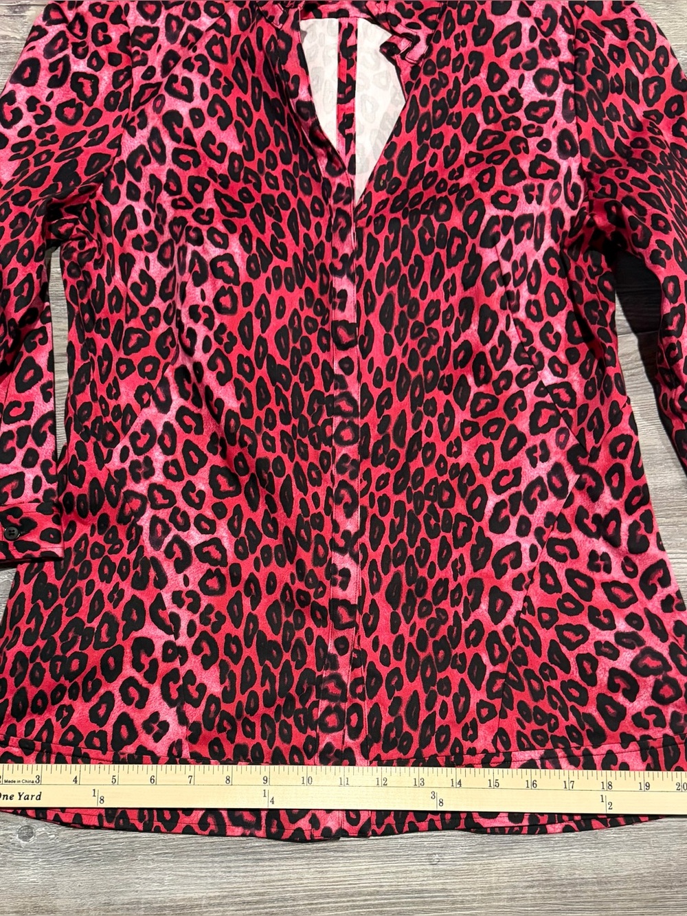 Lafayette 148 New York Pink Leopard Print Button-Front Blouse (8) - Picture 12 of 13